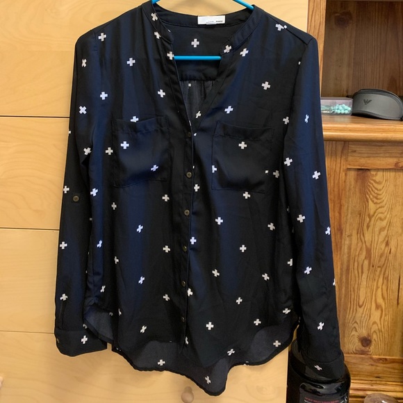 Cross patterned blouse - Picture 1 of 1